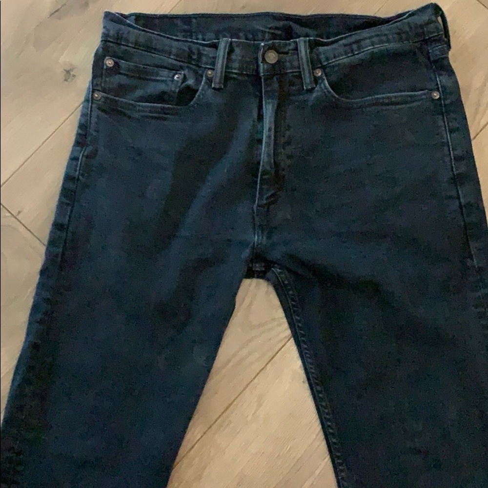 Dark wash Levi 505 men’s jean 34x32